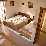 Filoxenia Hotel 3*
