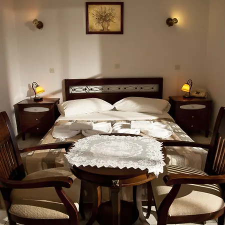 Filoxenia Hotel